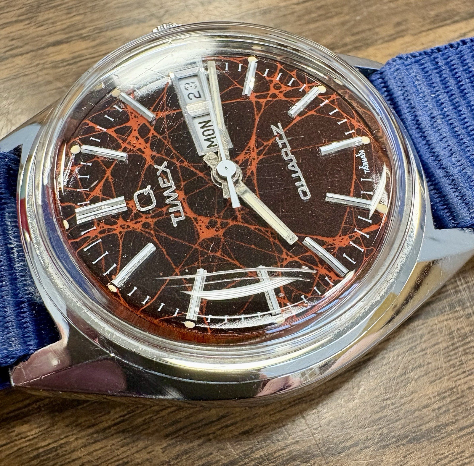 Vtg 1978 Timex Q Red Nebula RARE John Travolta (Vincent Vega) 37mm