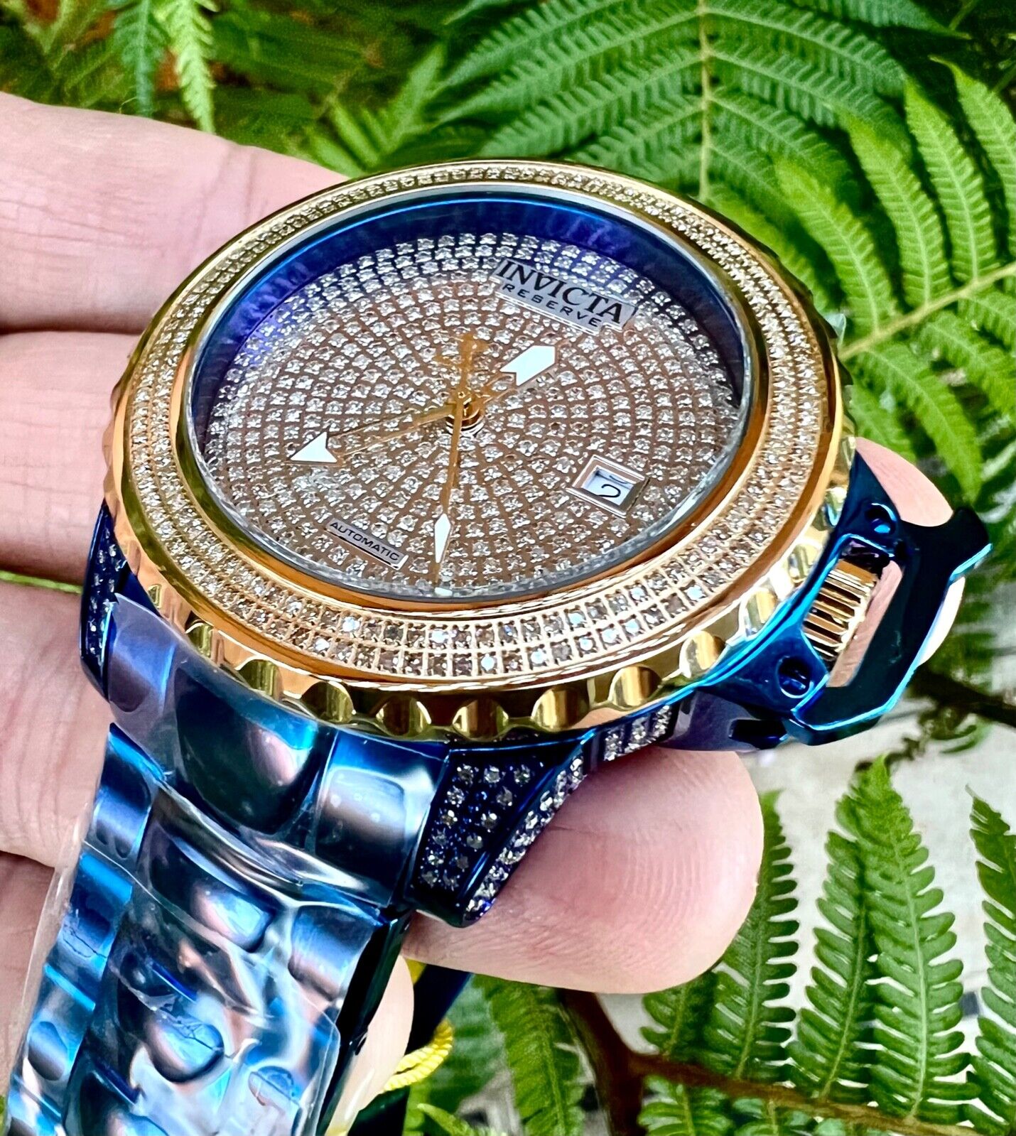 Invicta blue hotsell