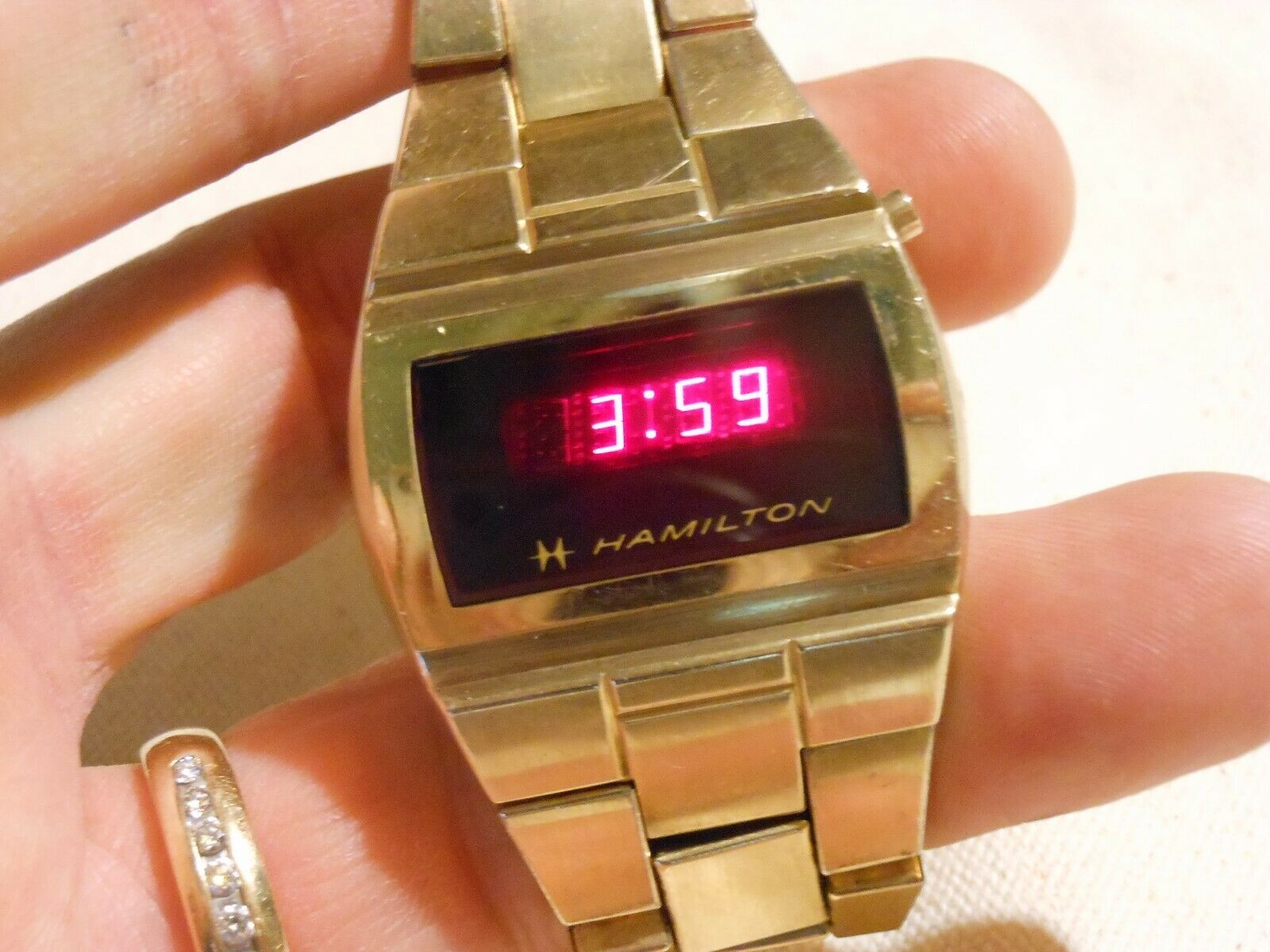 hamilton qed led watch