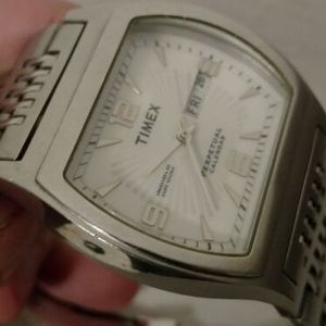 VINTAGE TIMEX MENS WATCH PERPETUAL CALENDAR INDIGLO WR100M SQUARE T2B961. WatchCharts Marketplace