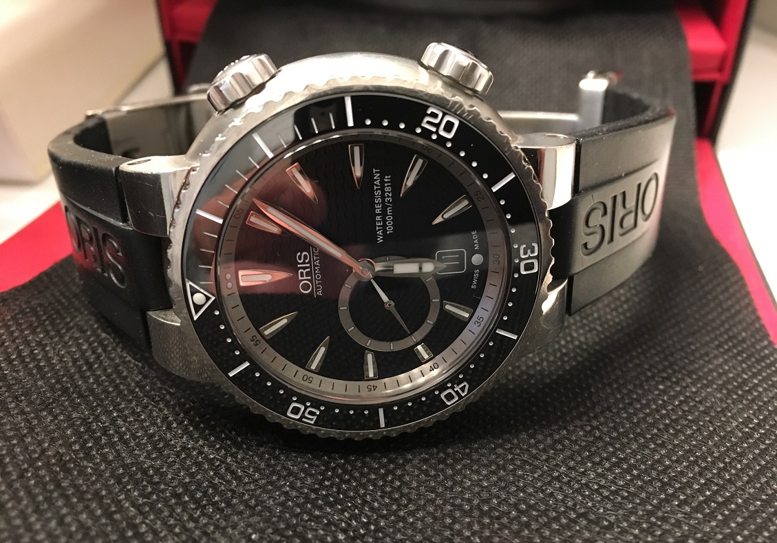 F S ORIS DIVER TITAN C SMALL SECOND 47mm Date Swiss