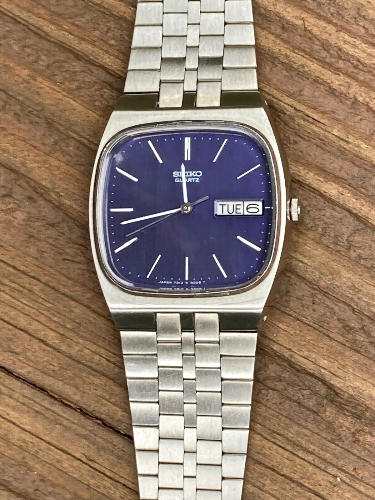 Vintage 1987 Seiko buy 7813-5009 Quartz Midnight Blue men's Watch New Battery H2