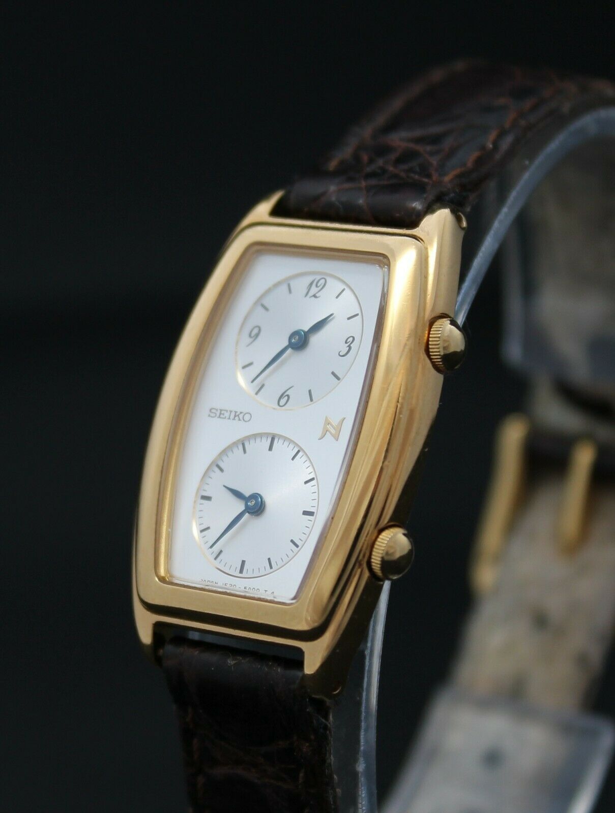 Vintage Seiko Noie, Cal. 1E20-3A00 February 1995 Ladies Dual time