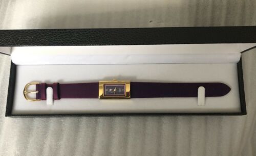 NewVintage Ladies Lip Fond Acier C.S.D.C Watch With A Presentation