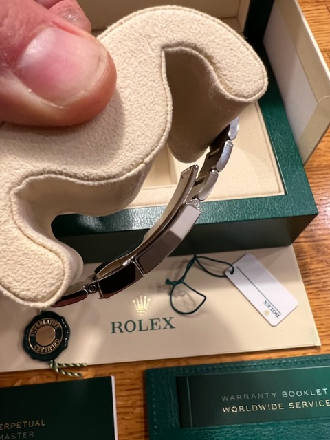 Rolex service clearance seattle