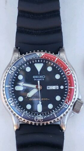 Seiko Pepsi Diver 7N36 7A08 Quartz Pre owned Wrist Watch RUNS