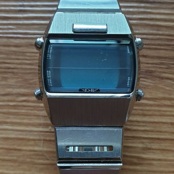 Vintage Seiko Alba Aka W620 LCD Digital Watch Great