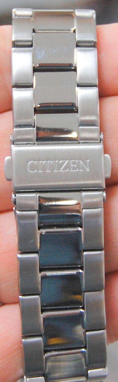 CITIZEN DATED QUARTZ 2510-S99281 VINTAGE CLASSIC BLK DIAL ON