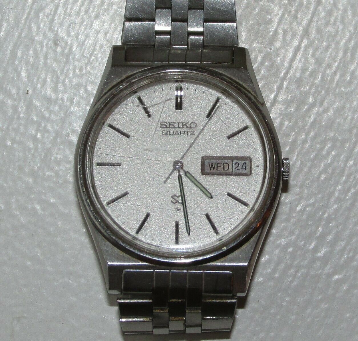 seiko quartz watch