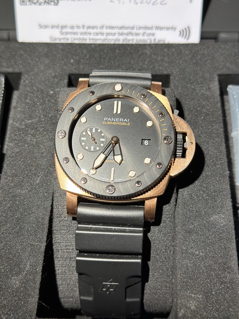 Nov 22 Rose Gold Panerai Submersible Carbotech Goldtech 44m Pam