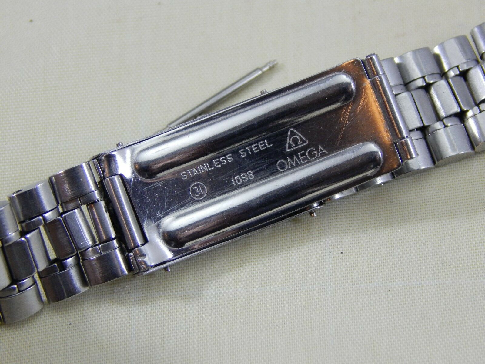 Vintage 1970s Omega Seamaster 1098 Watch Bracelet 19mm 526 End