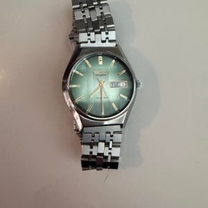 Seiko Quartz QT 3802-7031 Gold Cap Vintage Mens Watch 1975