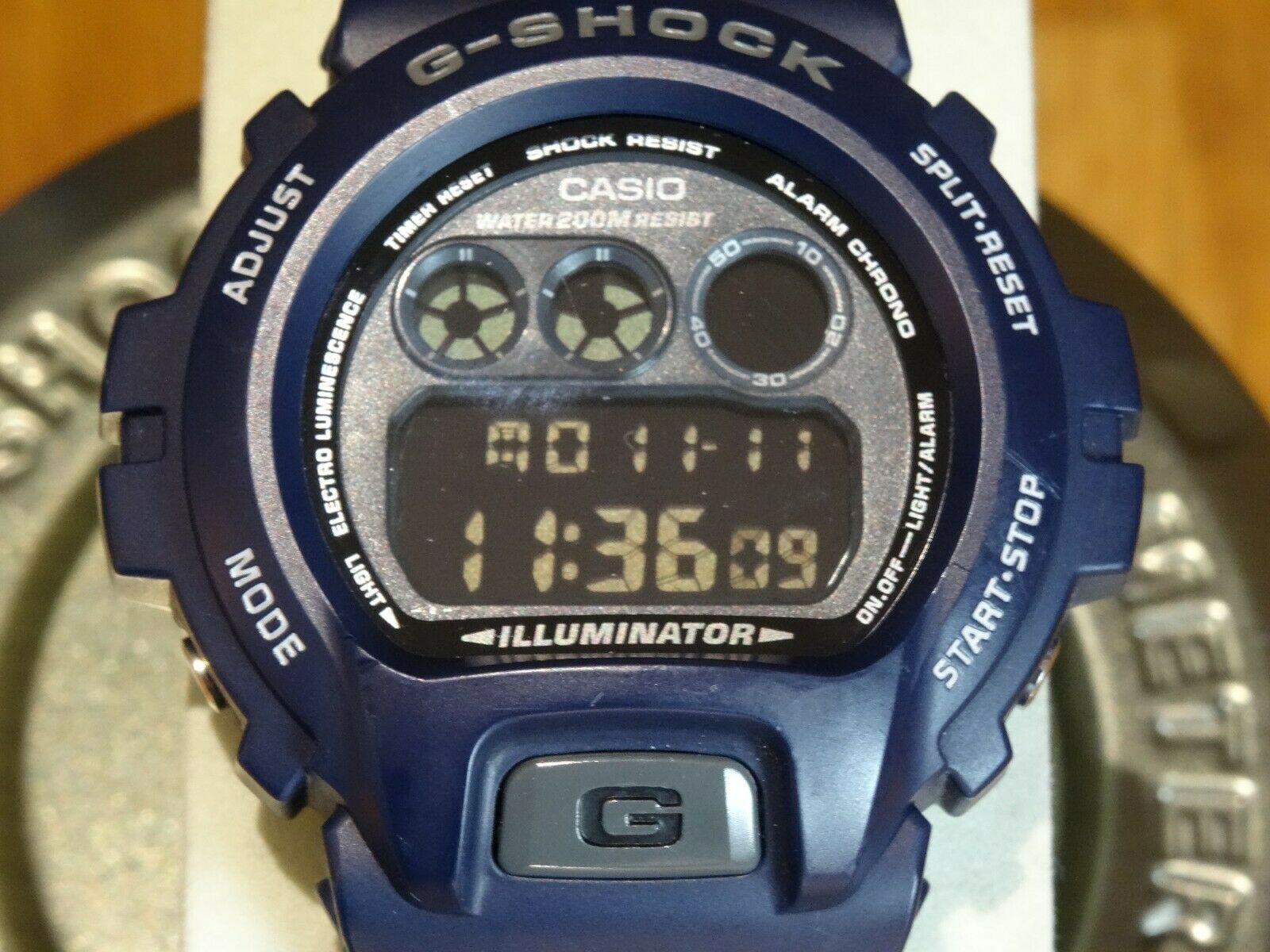 G-SHOCK DW-069 Casio CASIO Eye Triple Shock G Rare Piece Negative 