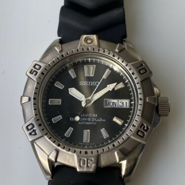 Seiko Titanium Automatic Diver SKX421 7S26-0150 Black Dial Very Rare ...