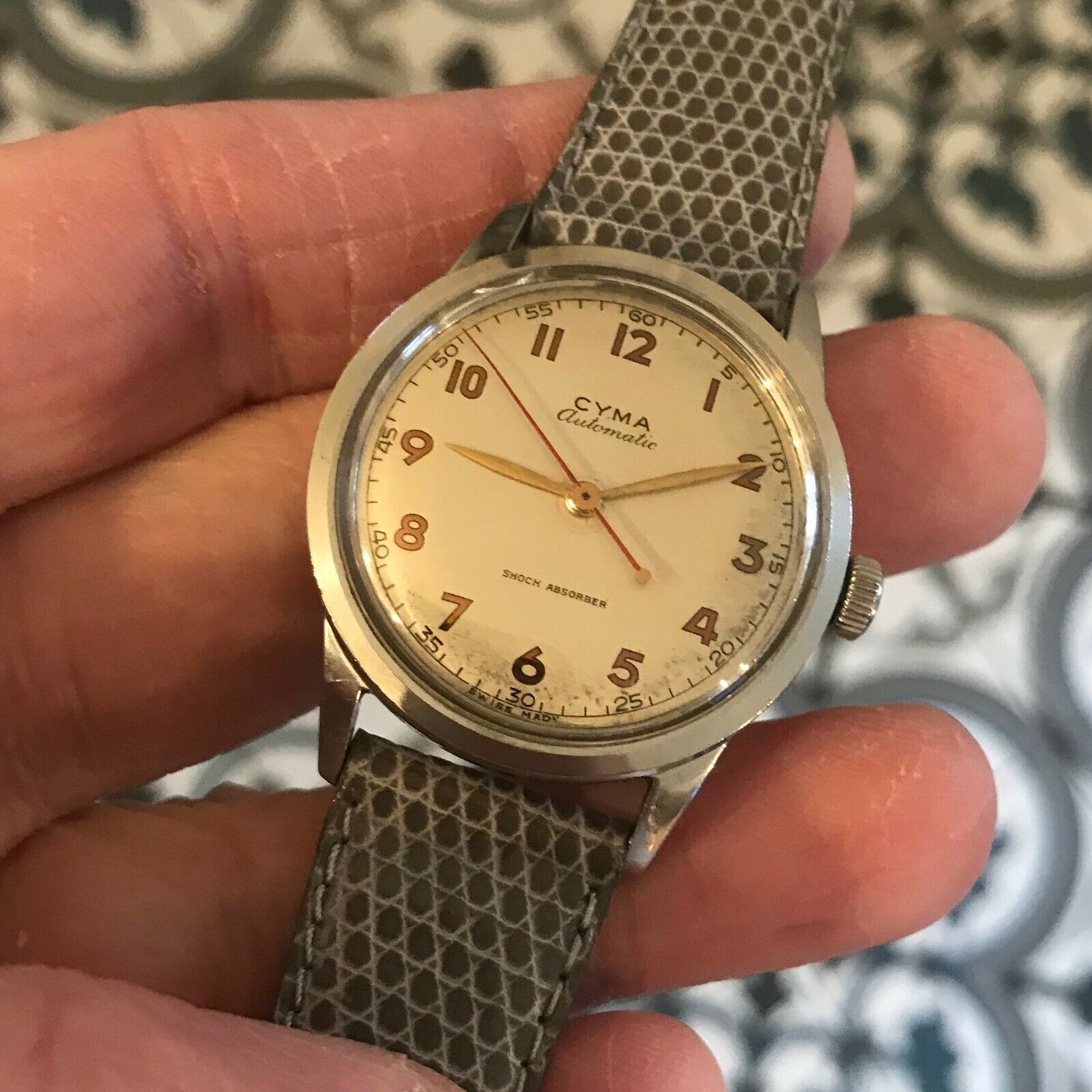 N*M様 ビンテージ CYMA（シーマ）SHOCK-ABSORBER 手巻き 腕 Stunning vintage 1940's Cyma automatic shock absorber gilt dial