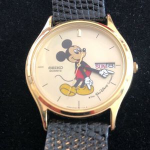 Seiko Quartz gold tone Mickey Mouse Watch 5Y23-7079 wristwatch | WatchCharts