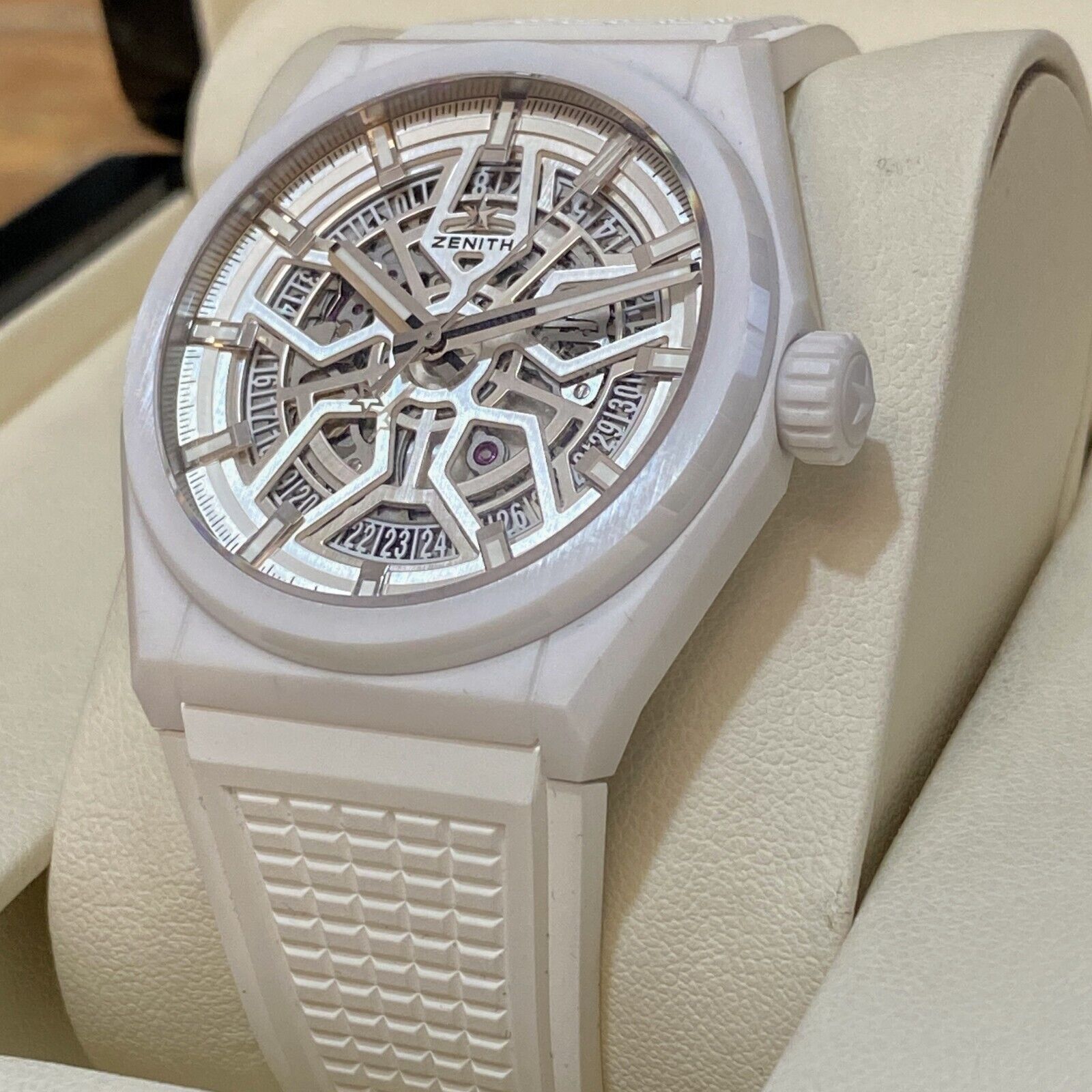 Zenith] Defy Classic White Ceramic : r/Watches