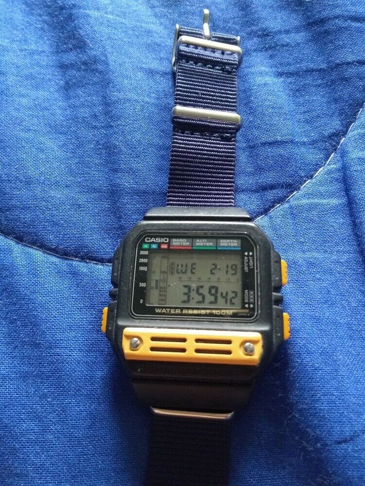 Casio 560 BM-100WJ first baro alti | WatchCharts Marketplace