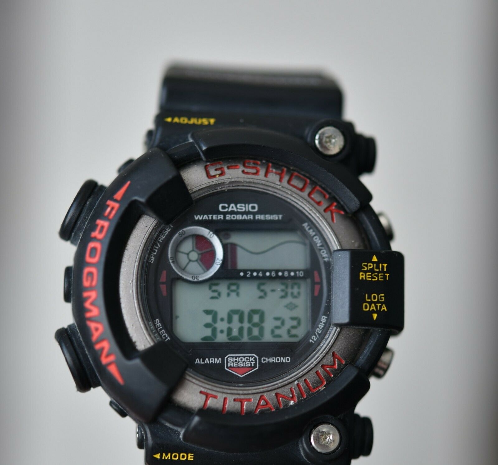 Casio g shock 2024 frogman air diver 200m