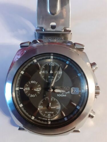 SEIKO 7T62 0EE0 CHRONOGRAPH ALARM WATCH NICE WATCH COMES IN SEIKO