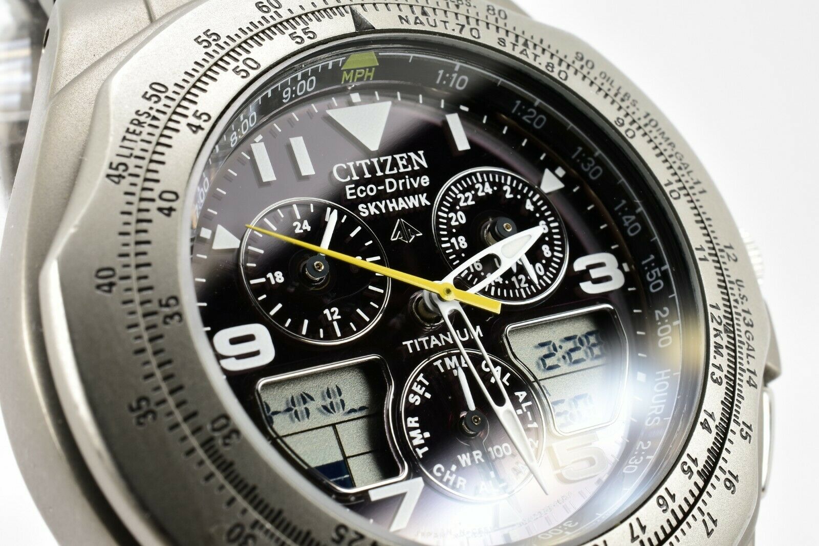 Citizen Eco Drive Titanium Skyhawk C651 