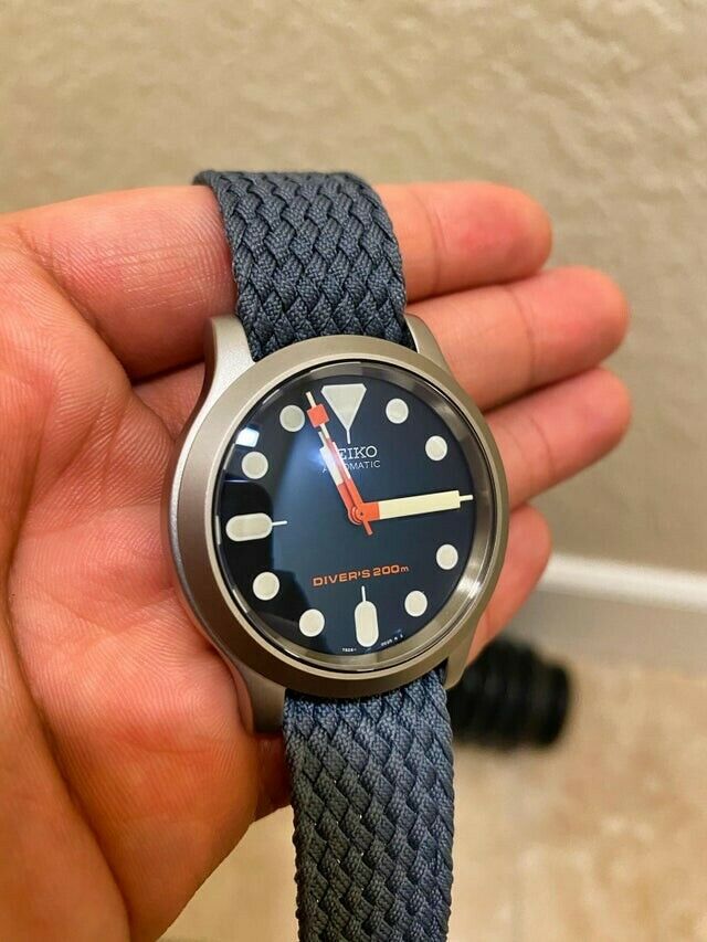 Seiko 5 SNK809