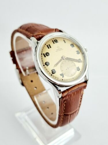 Superb 1945 Vintage Omega Bumper Automatic Ref.2478 Cal.30.10RA