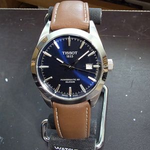 TISSOT 1853 (T055410A) Mens Quartz, Black Dial. Lovely condition