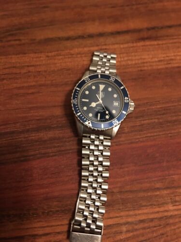 TAG HEUER 1000 PROFESSIONAL 200 METERS WATCH, BLUE DIAL AND BLUE