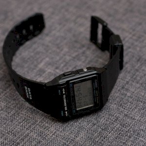 Casio DBX-101W Databank Telememo Alarm Chronograph 1990s