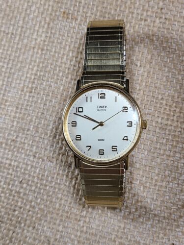 Vintage timex hot sale quartz watch