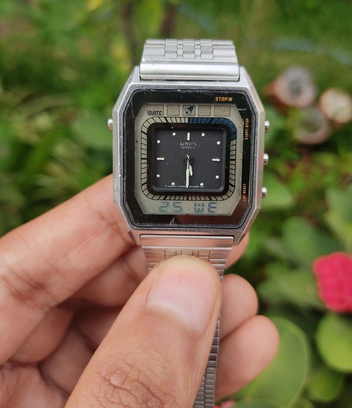 Vintage Citizen 4-082311 Quartz Japan Made Mens Watch 30-0055