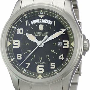 Victorinox Swiss Army Men's 241374 Infantry Vintage Day and Date