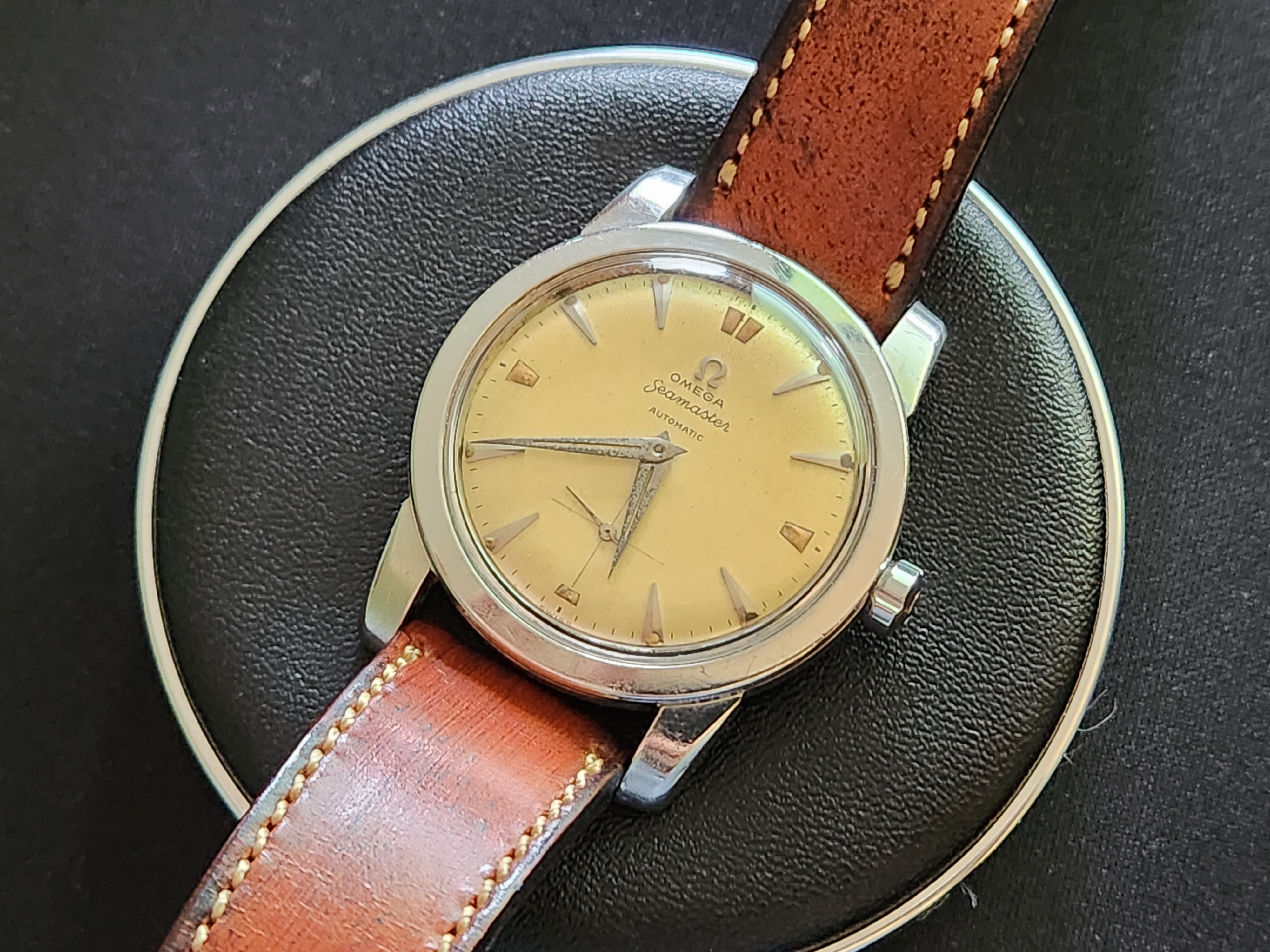 WTS Vintage Omega Seamaster 2576 Excellent Champagne Dial