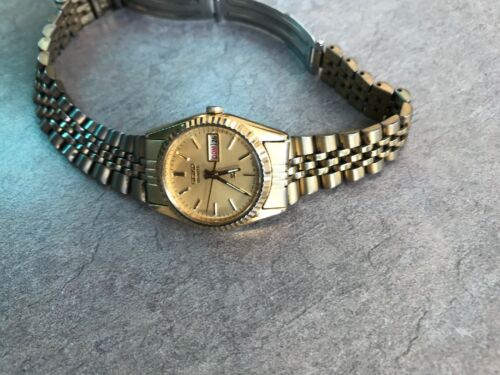 SEIKO 3Y03 0169 A4 Ladies Wristwatch Gold Tone Water