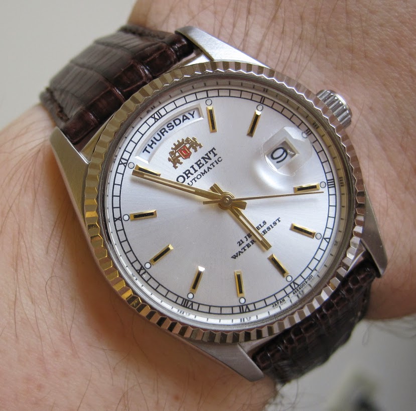 orient 2ev03001w