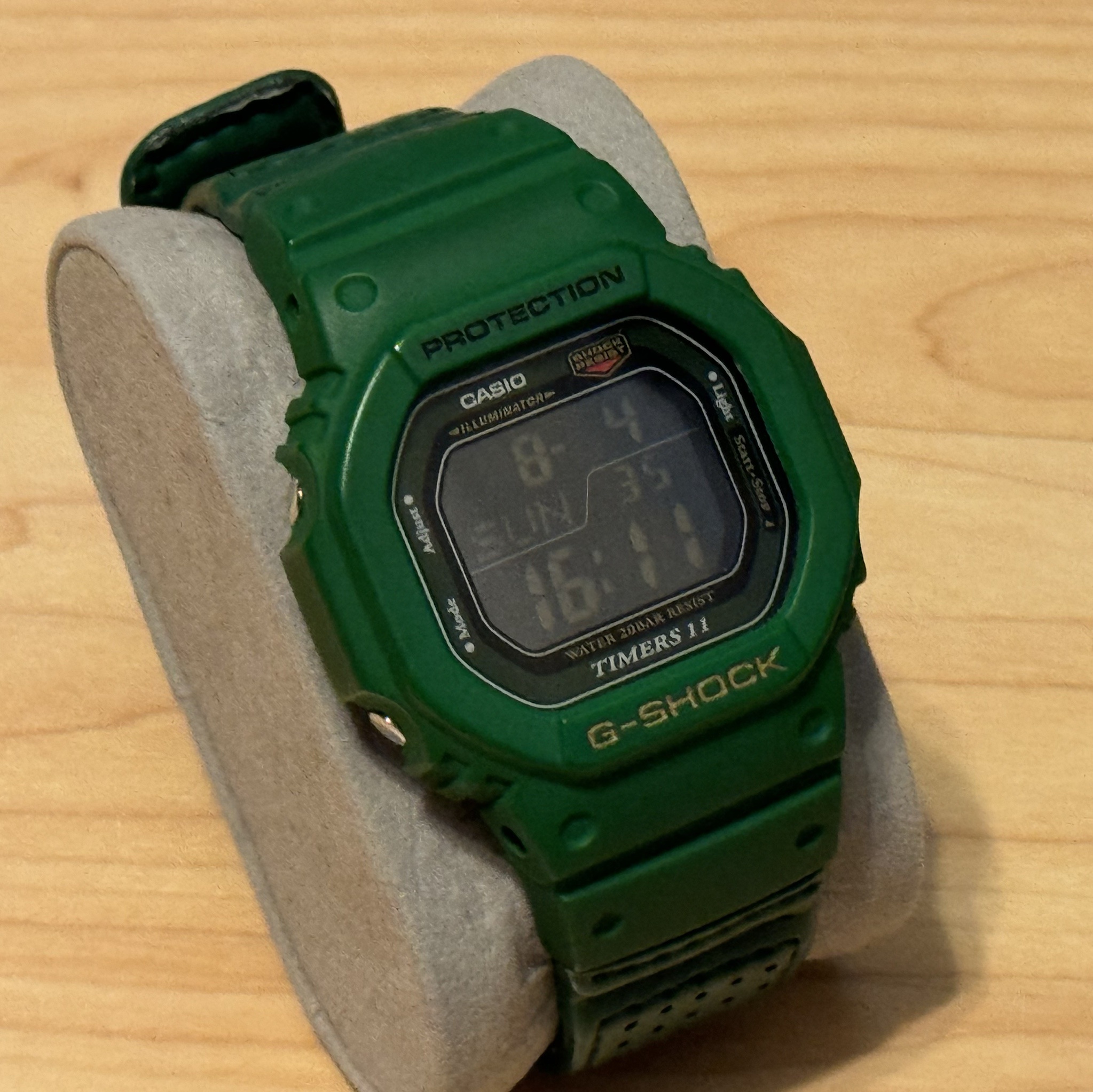 時計 G-SHOCK DW-56RTB-3JF Casio G-Shock Black Dial Unisex Watch DW-56RTB-3 Green Resin