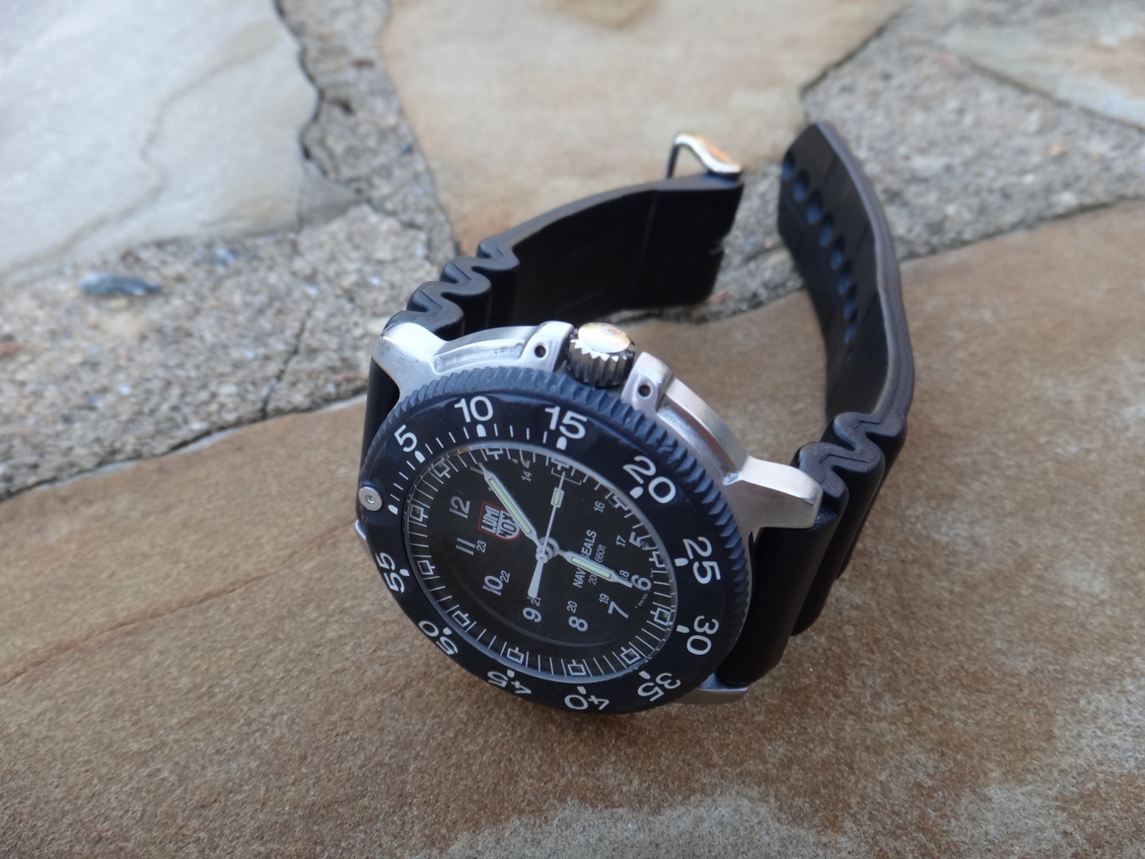 luminox men's 3001