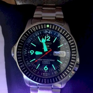 Seiko 5 Sports Automatic SKZ209 Atlas Landshark MOD | WatchCharts