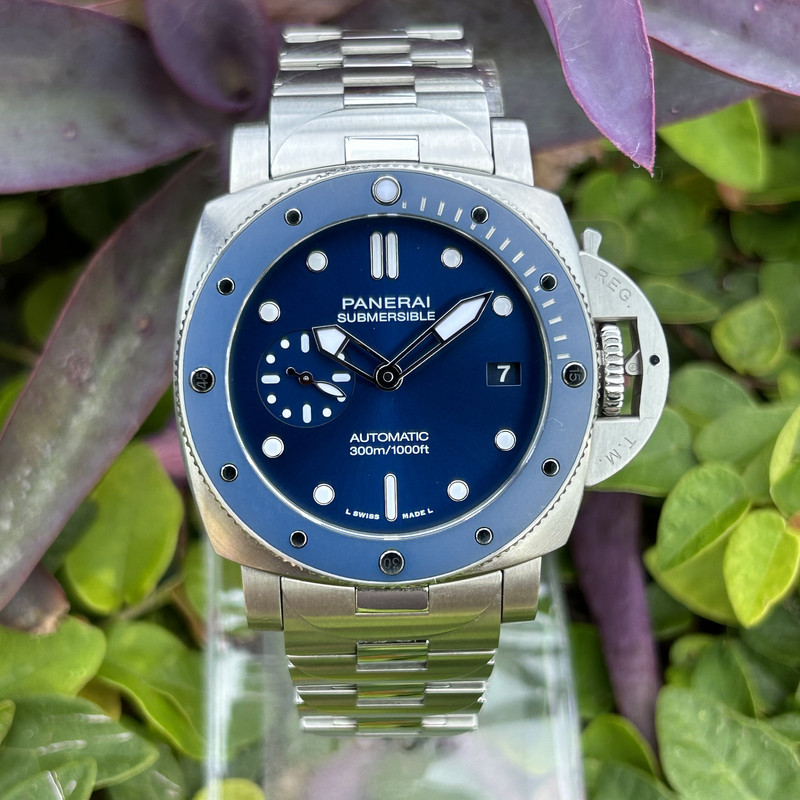 FS 2021 Panerai Luminor Submersible 42mm Blu PAM01068 Box