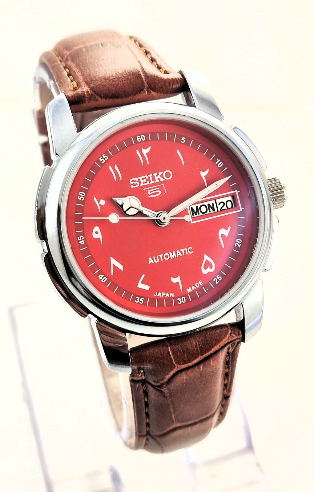 Arabic-Indices Seiko 5 Red-Dial Automatic 6309A D/D 17 Jewels