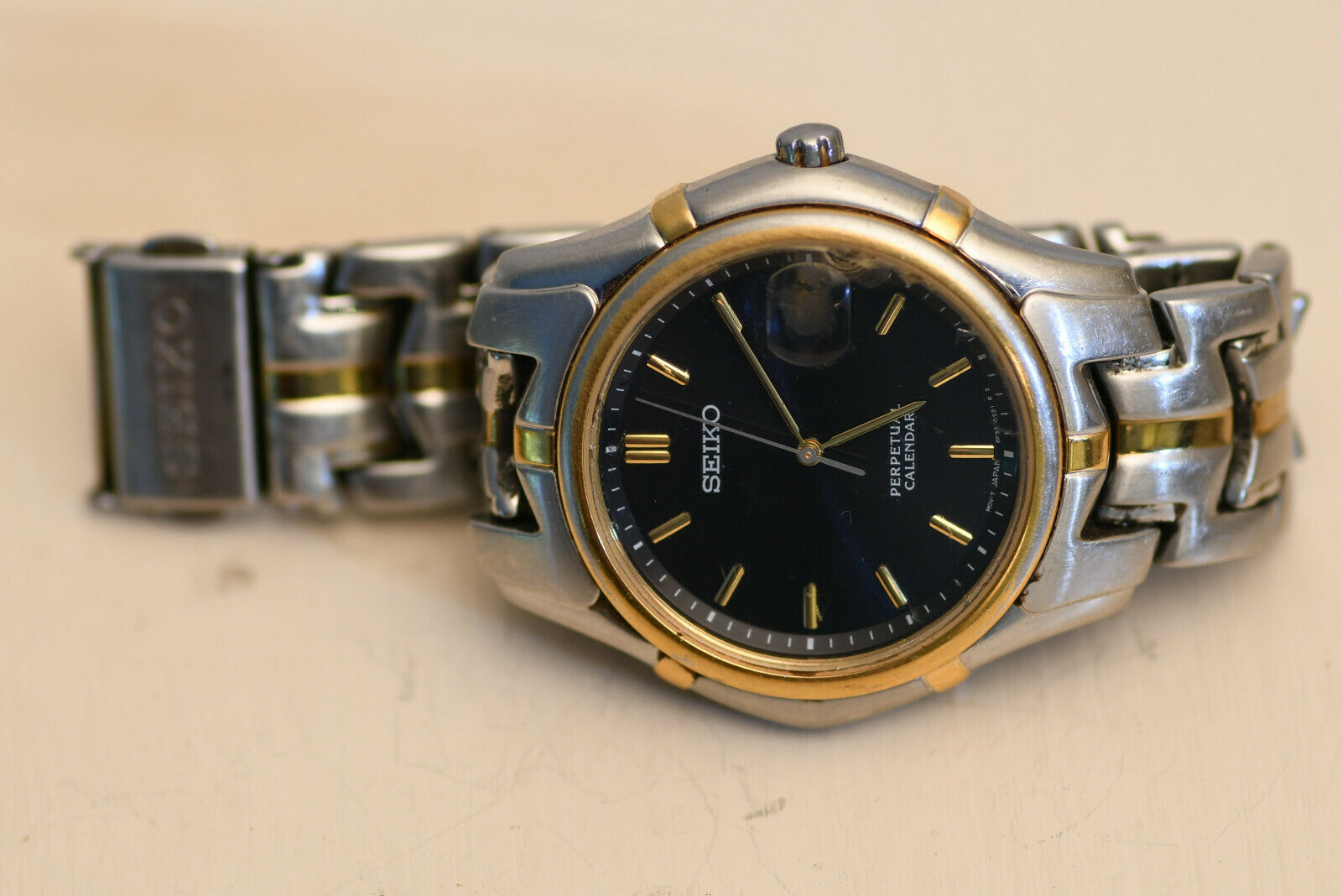 Seiko Perpetual Calendar 5 Bar WR 8F32 0189 Not Tested For