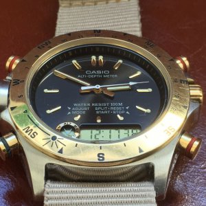 CASIO OCEANUS AW-711 VINTAGE ALTI-DEPTH METER IN EX. COND. W/ NEW