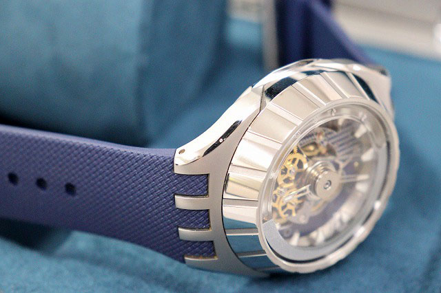Used] Swatch SWATCH SISTEM51 FLYMAGIC YHS100S NIVACHRON Mustache