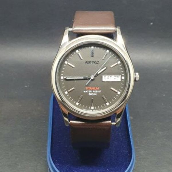 Seiko Titanium Mens Quartz Watch 7N43-9050 | WatchCharts