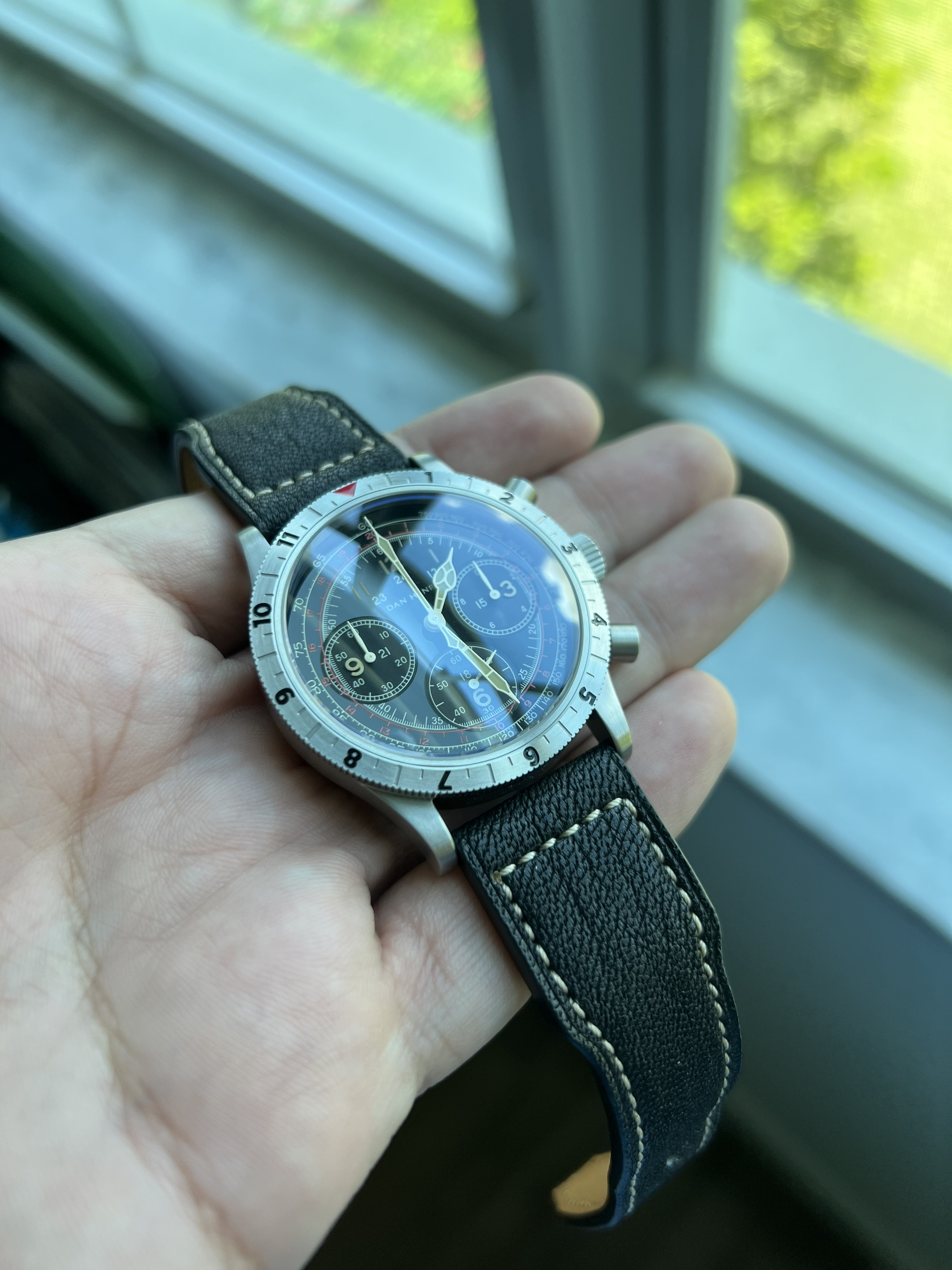 240 USD] Dan Henry 1945 WWII Chronograph No Date | WatchCharts