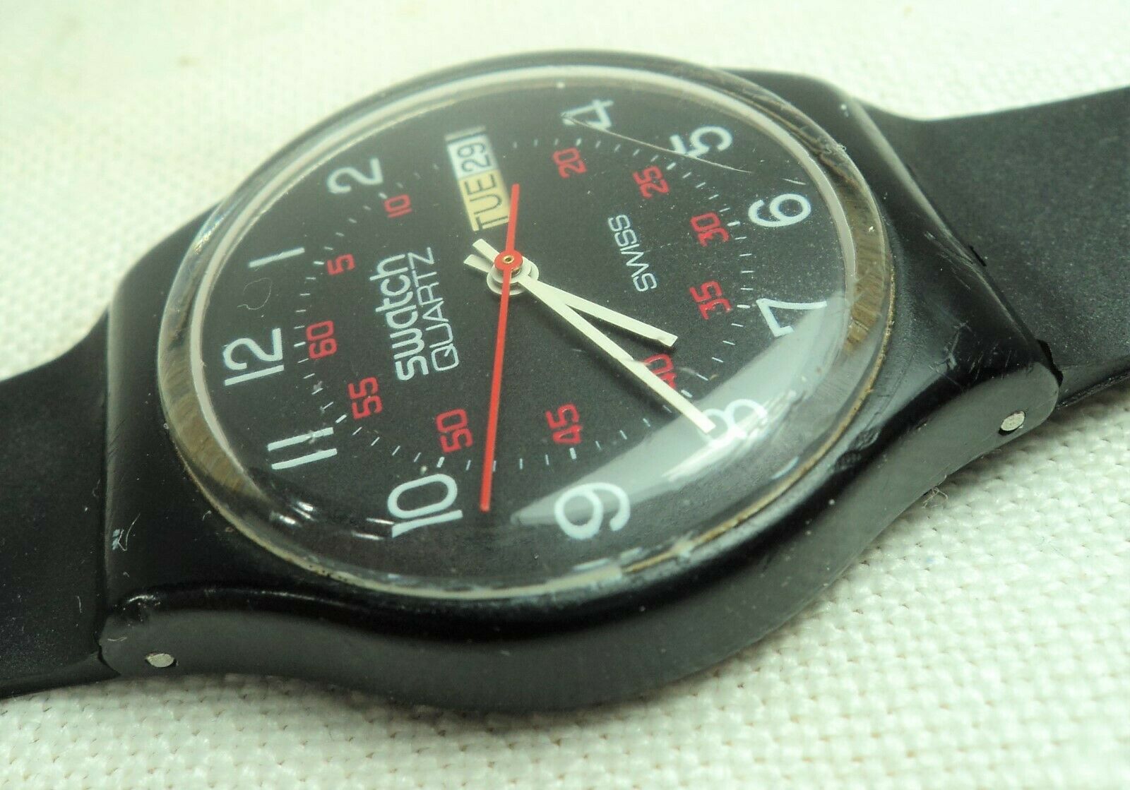 Vintage SWATCH Watch GB701 (No Name) Gents Originals Collection 