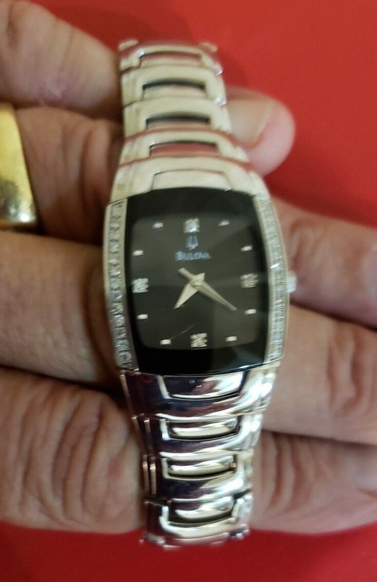 Previously loved Womens Watch - Bulova c876787 Bulova Women Tonneau/Barrel Wristwatches for sale | eBay main image 3