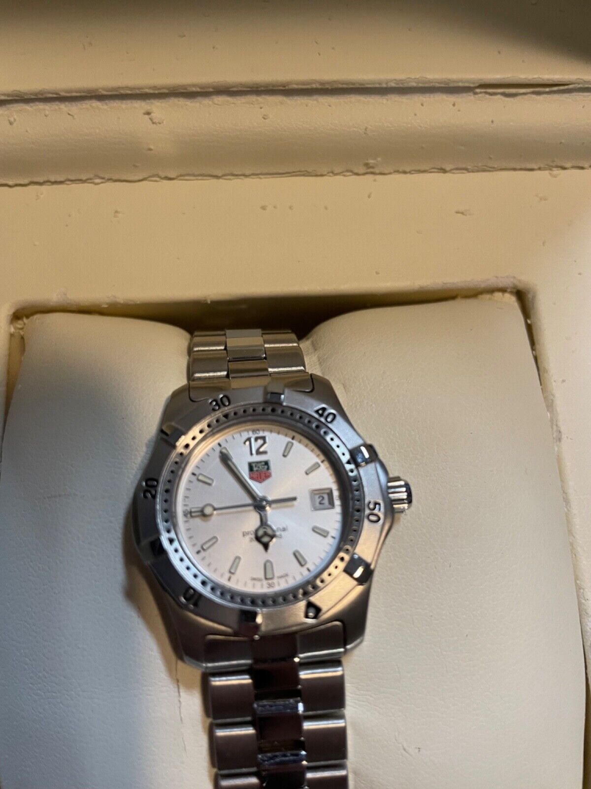 TAG Heuer 2000 Silver Women s Watch WK1312.BA0313. Never worn