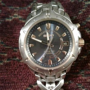 seiko kinetic 100m 5M52 0D10 A4 | WatchCharts